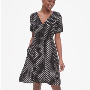 *SALE* GAP short sleeve button front dress NWOT